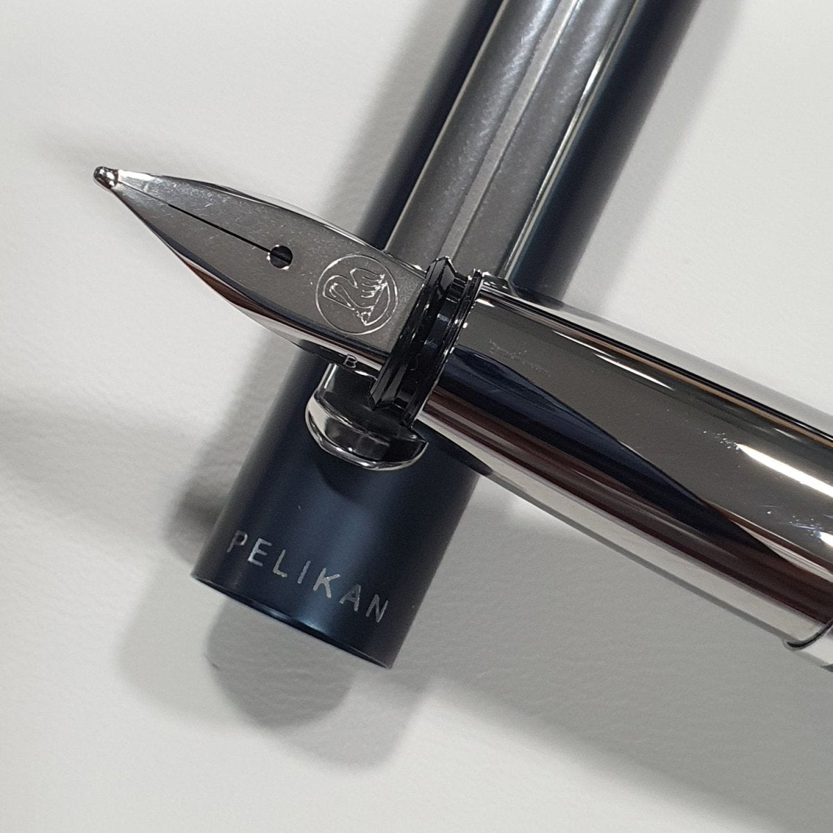 Pelikan Pura P40 Fountain Pen